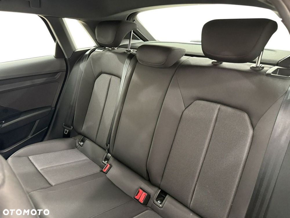 Audi A3 Sportback - 13
