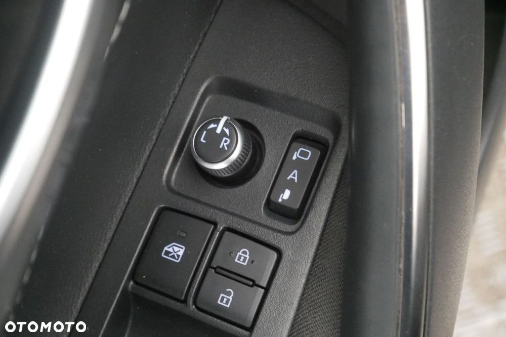 Toyota Corolla 1.8 Hybrid Comfort - 28