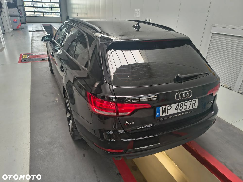 Audi A4 Avant 2.0 TDI - 12