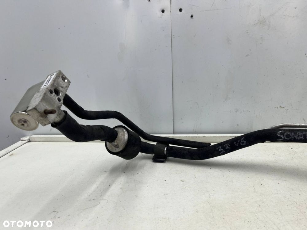 Rura Hyundai Sonata NF V 04-11r. 3.3 V6 benzyna przewód wąż klimatyzacji f108-dc4aa-01 - 2