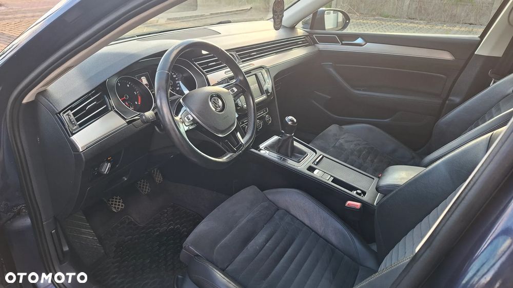 Volkswagen Passat 2.0 TDI (BlueMotion Technology) Comfortline - 7