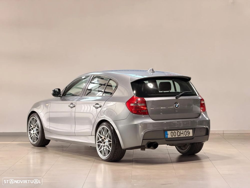 BMW 118 d Pack M - 4