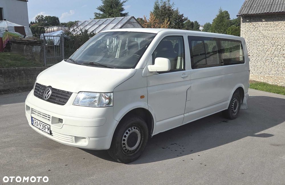 Volkswagen Transporter - 2