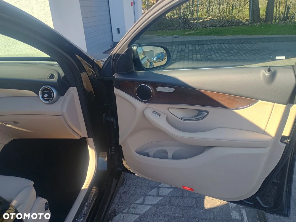 Mercedes-Benz GLC 200 d 4-Matic - 16