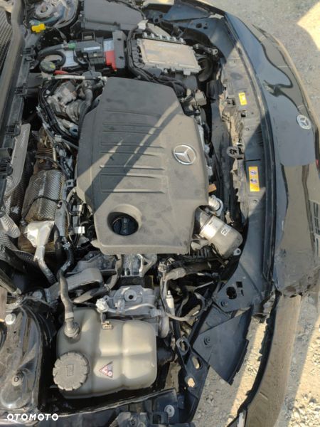 Mercedes-Benz CLA 200 d 8G-DCT AMG Line - 25