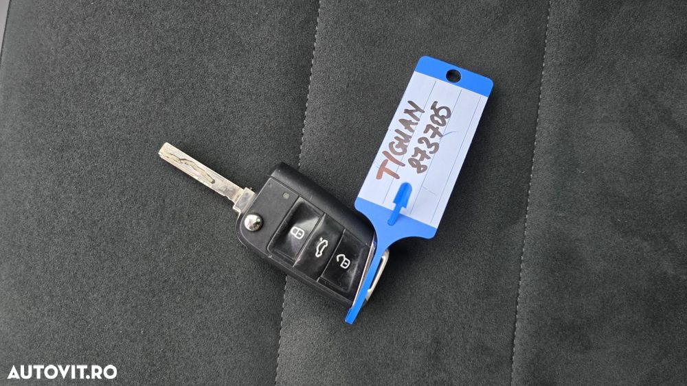 Volkswagen Tiguan - 21