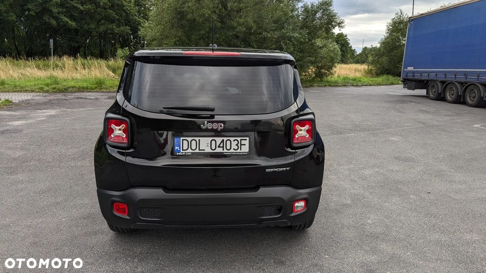 Jeep Renegade 1.6 E-TorQ Sport FWD - 4