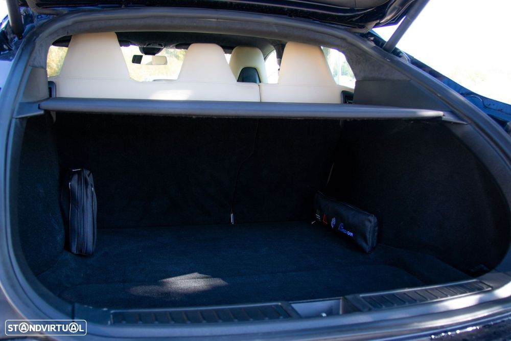 Tesla Model S P85D - 12