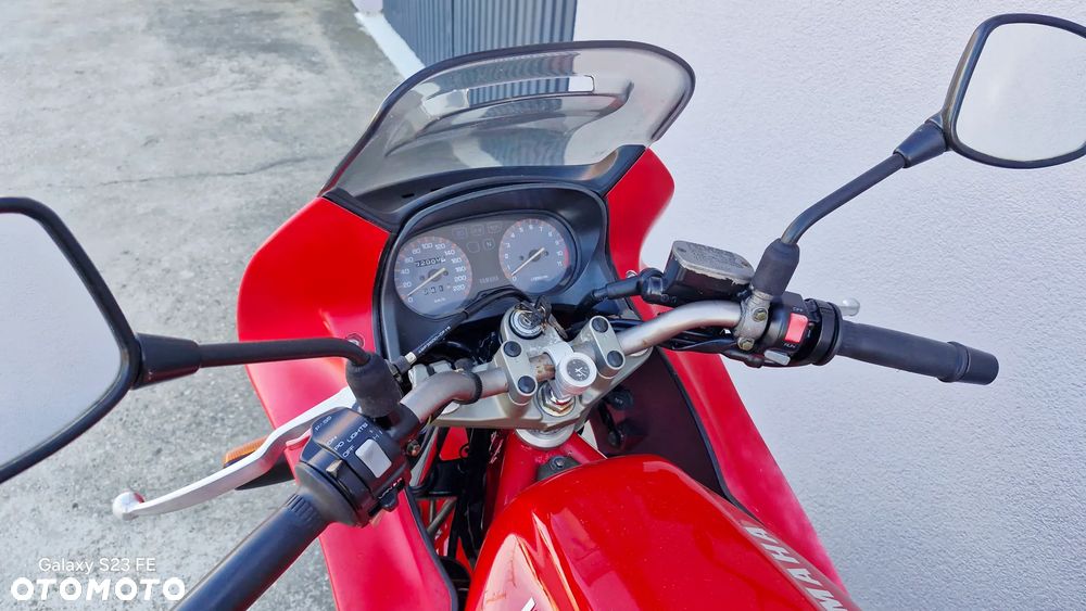 Yamaha XJ - 8
