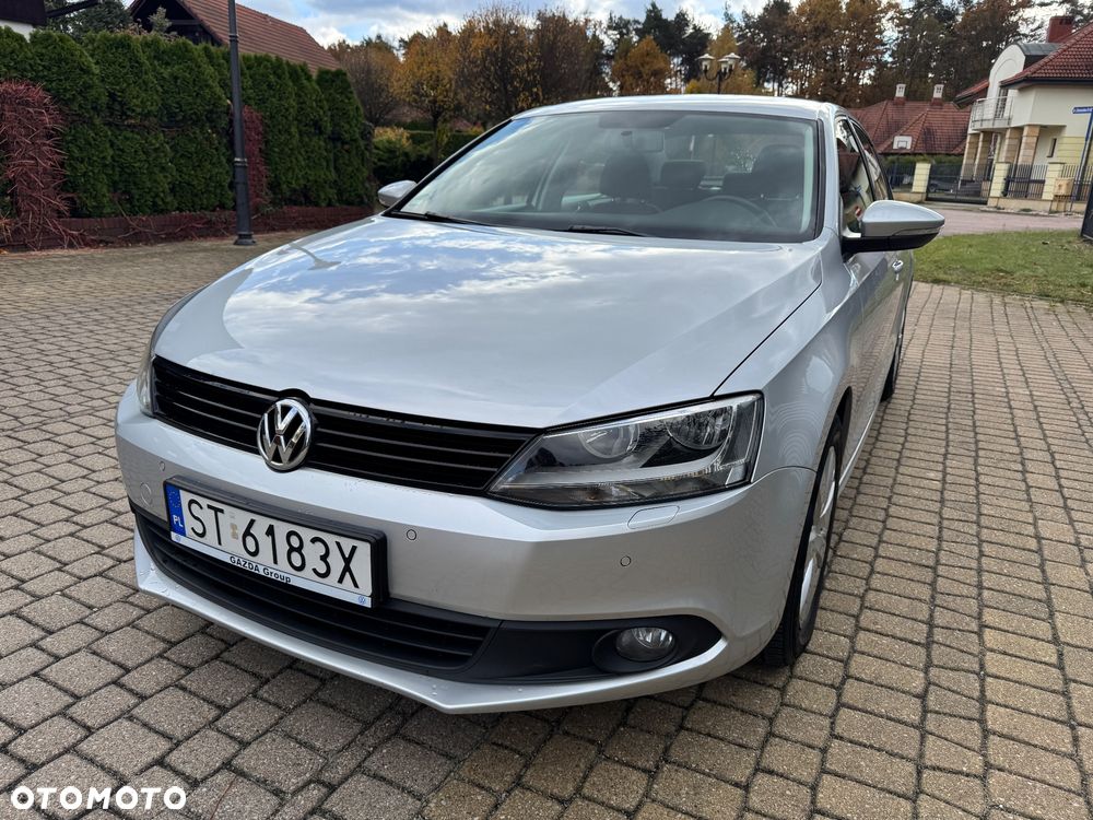 Volkswagen Jetta - 28