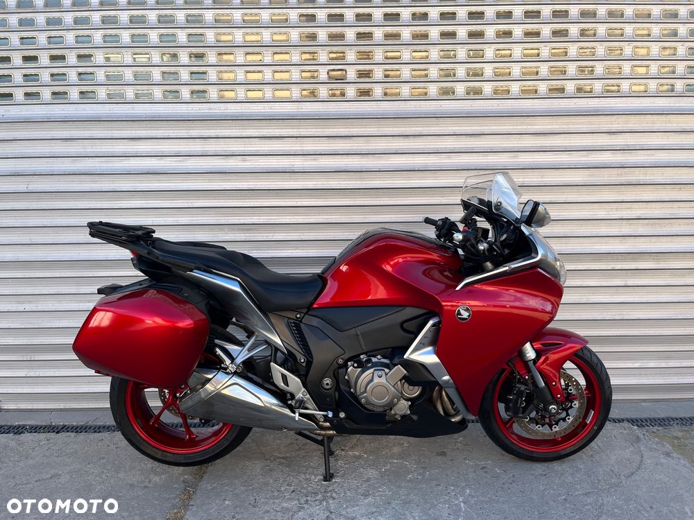 Honda VFR - 5