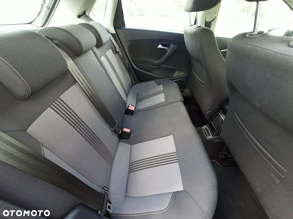 Volkswagen Polo 1.4 TDI (Blue Motion Technology) Comfortline - 10
