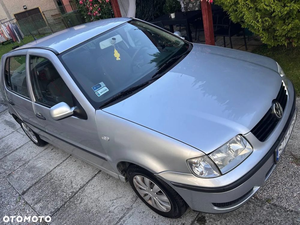 Volkswagen Polo - 1