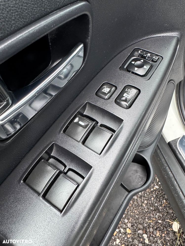 Mitsubishi ASX 1.8 DID 4WD Diamond Edition A13 - 10