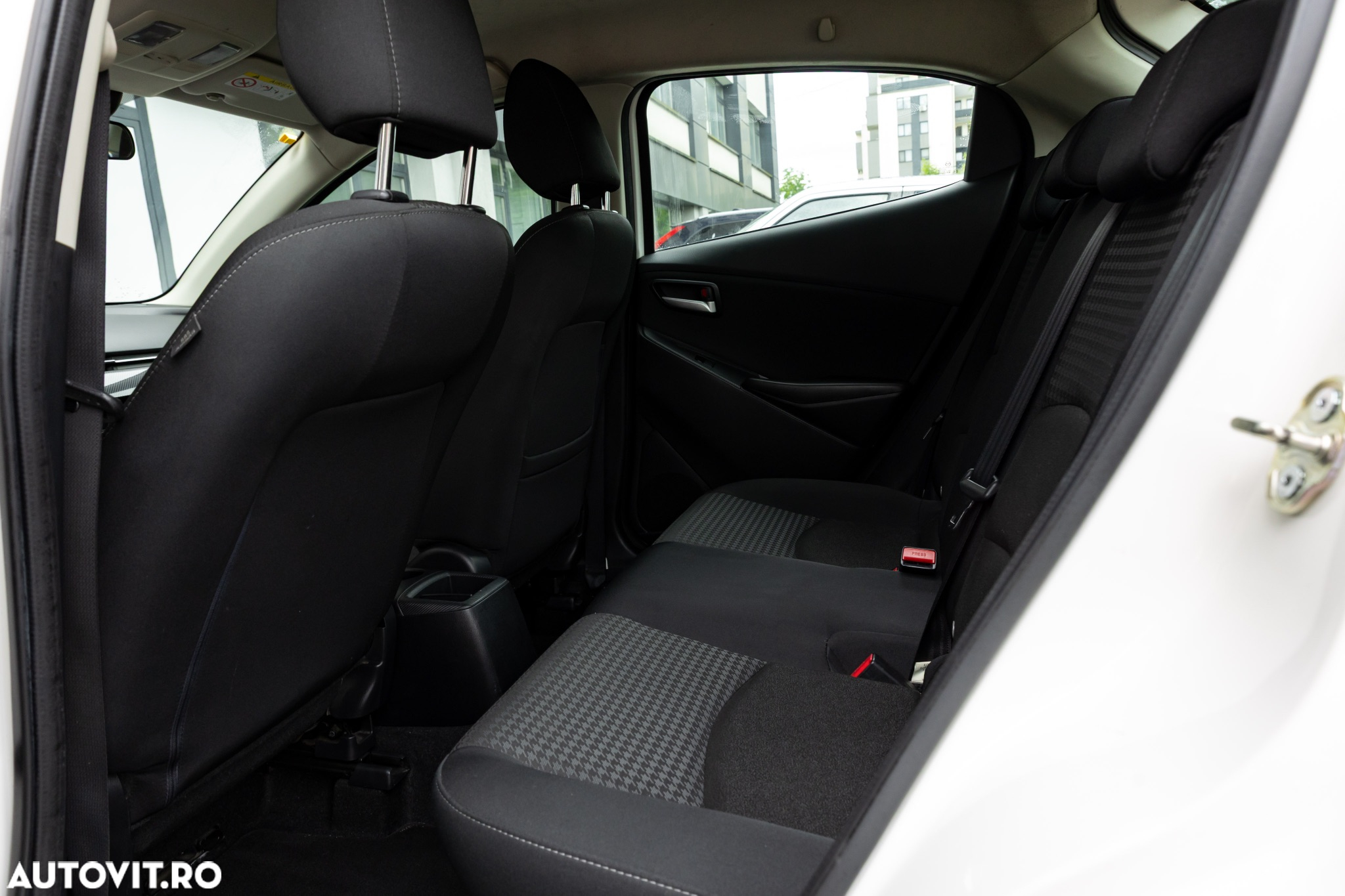 Mazda 2 CD105 Attraction - 13