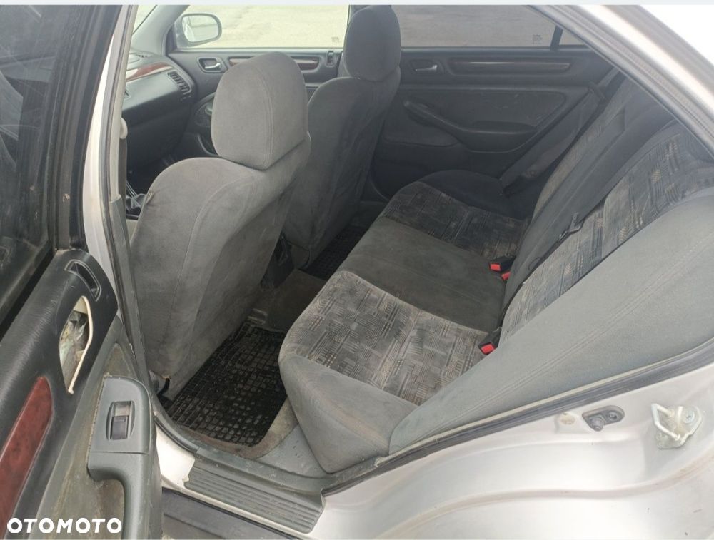 Honda Accord - 8