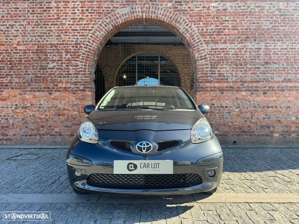 Toyota Aygo 1.0 + AC - 3