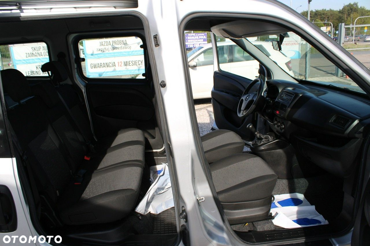 Opel Combo - 25