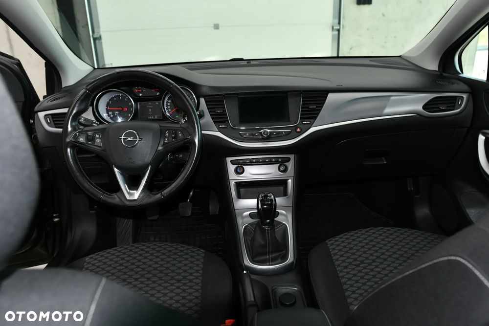 Opel Astra 1.2 T Edition S&S - 15