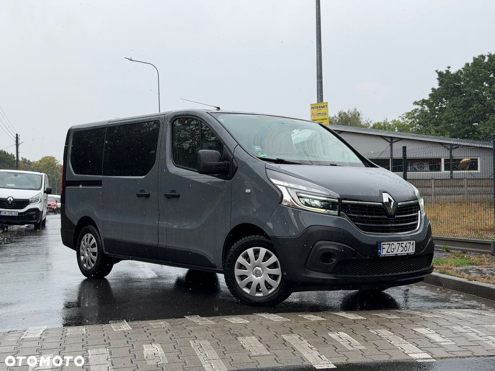 Renault Trafic 2.0 dCi EDC - 4