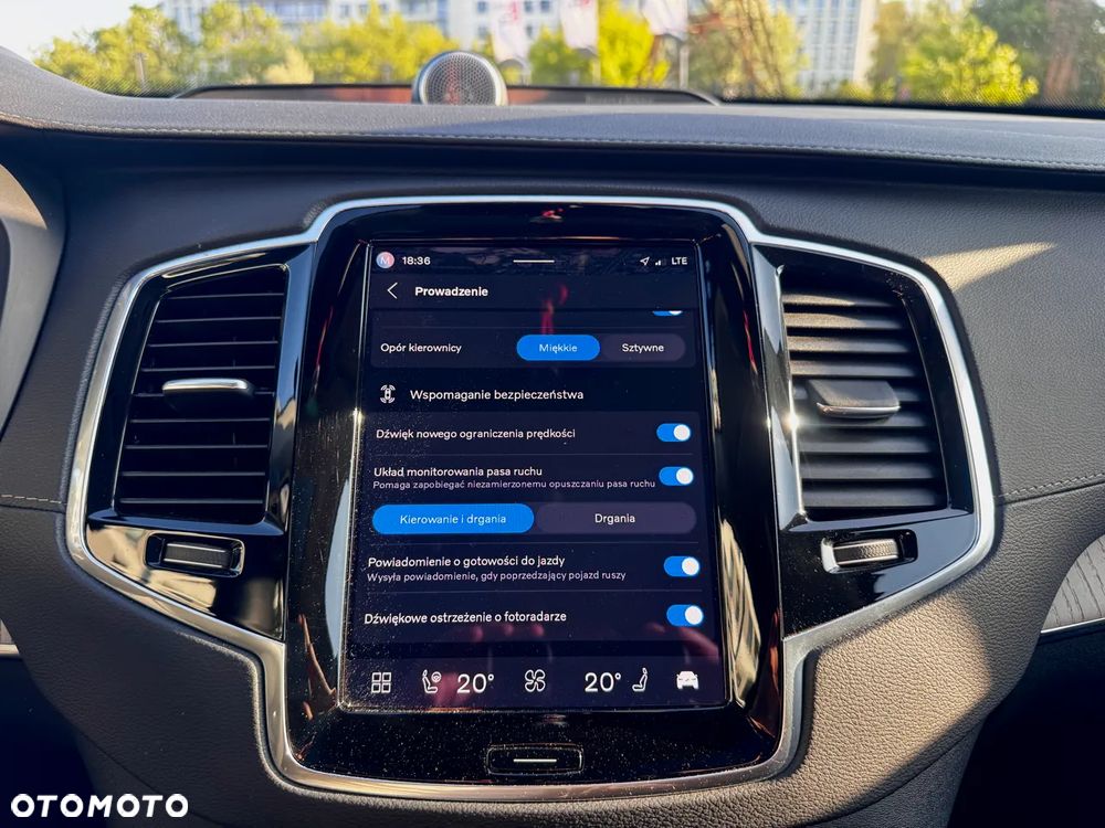 Volvo XC 90 T8 AWD Plug-In Hybrid Ultra Dark 7os - 19