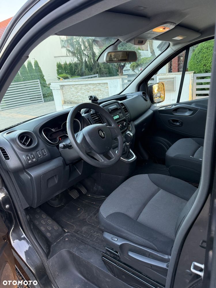 Renault Trafic - 10