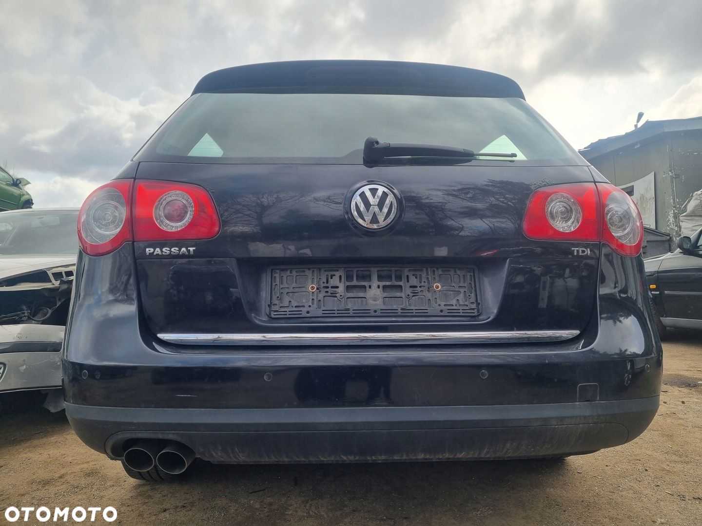 VOLKSWAGEN PASSAT B6 05-10 2010 r. LIFT LC9X KOMBI ZDERZAK TYŁ TYLNY PDC - 1