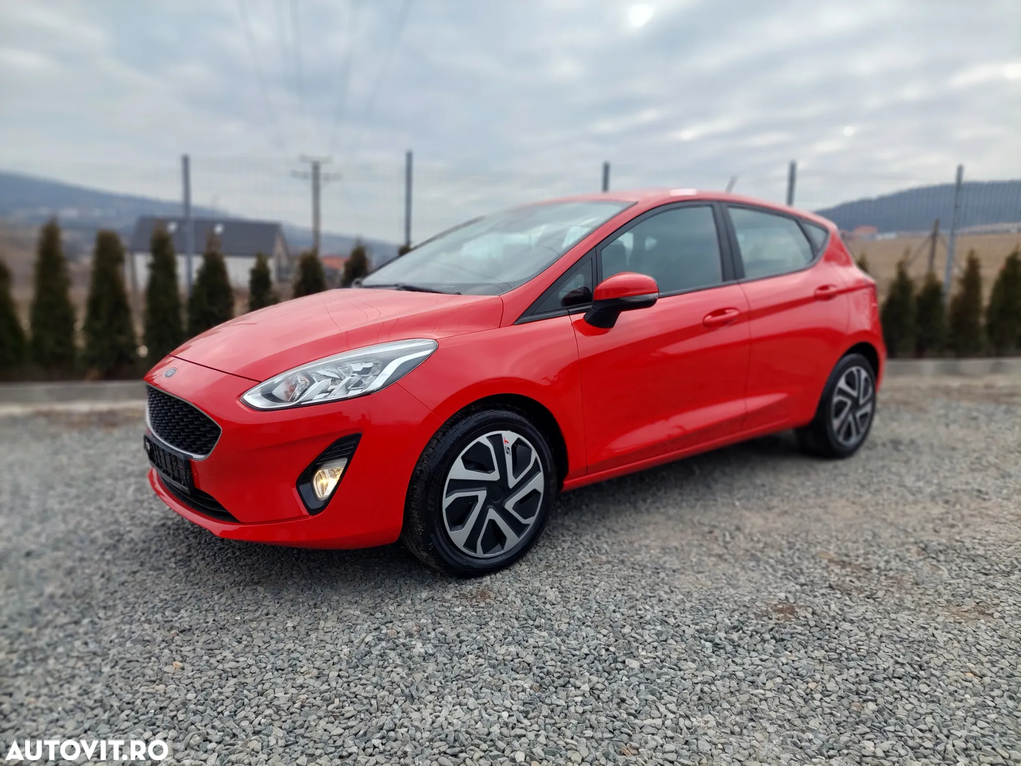 Ford Fiesta 1.5 TDCi ACTIVE - 2