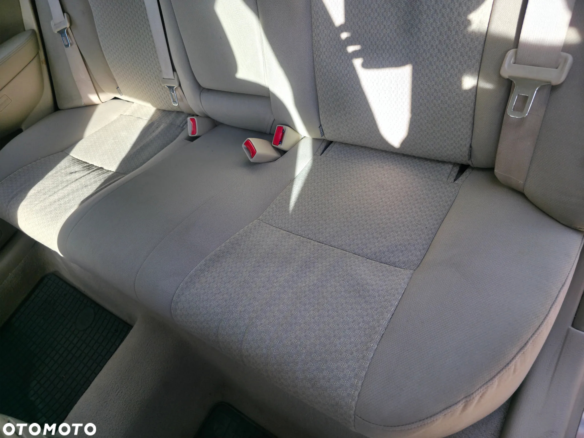Toyota Avensis - 30