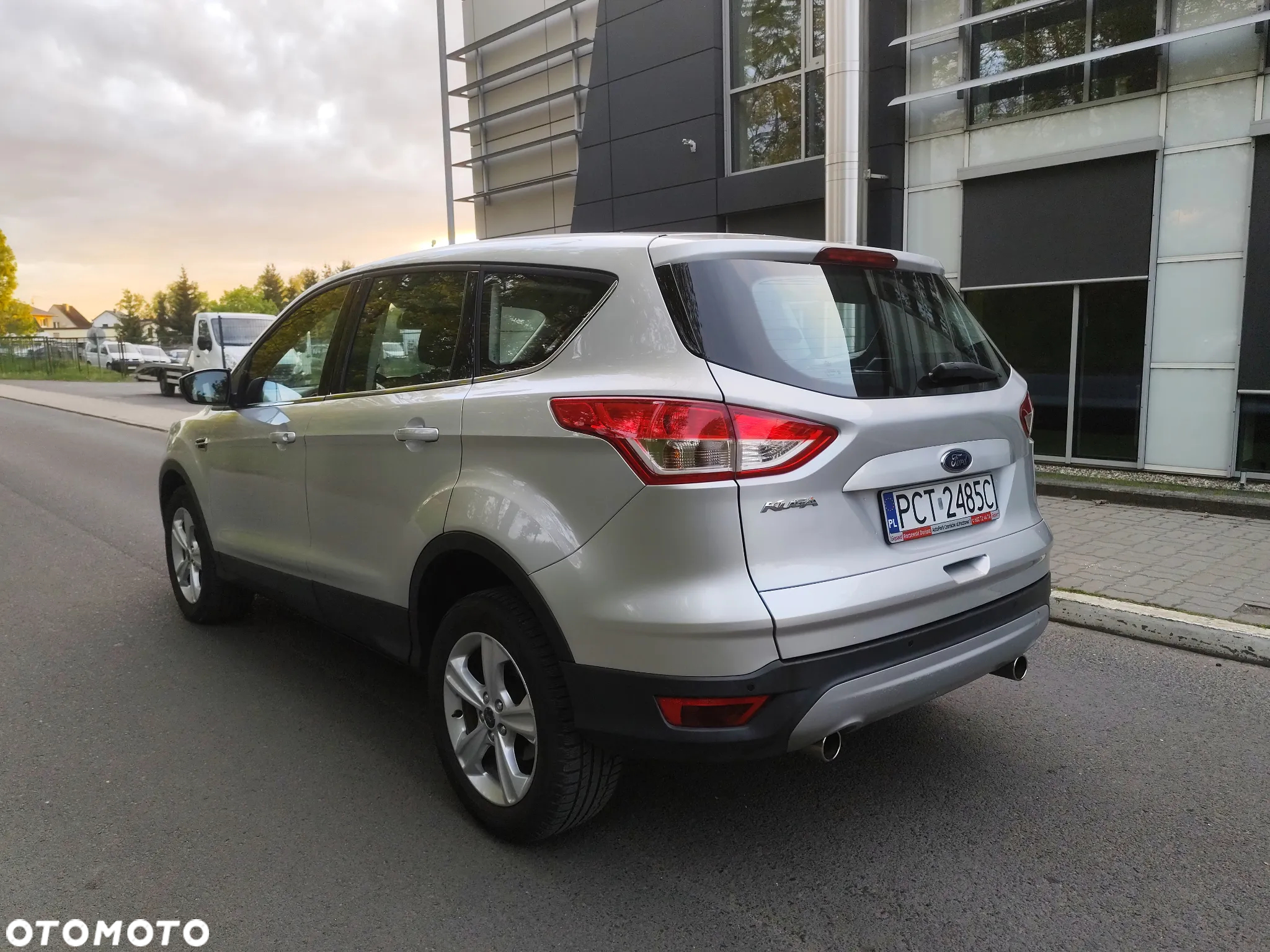 Ford Kuga 2.0 TDCi 4WD Trend - 3