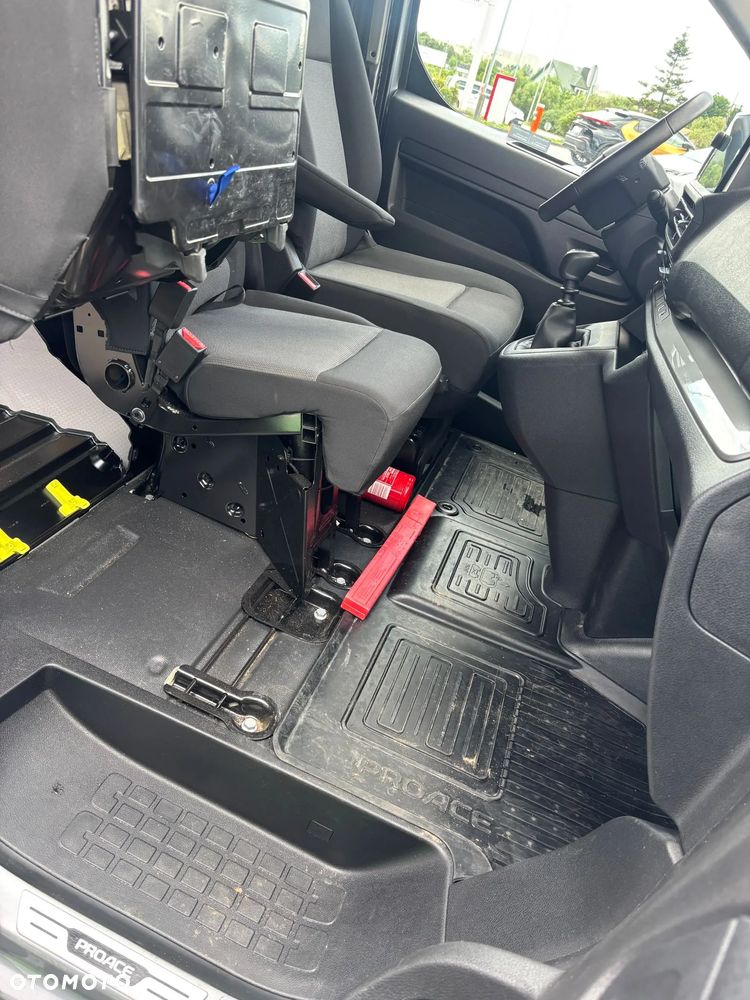 Toyota Proace - 10