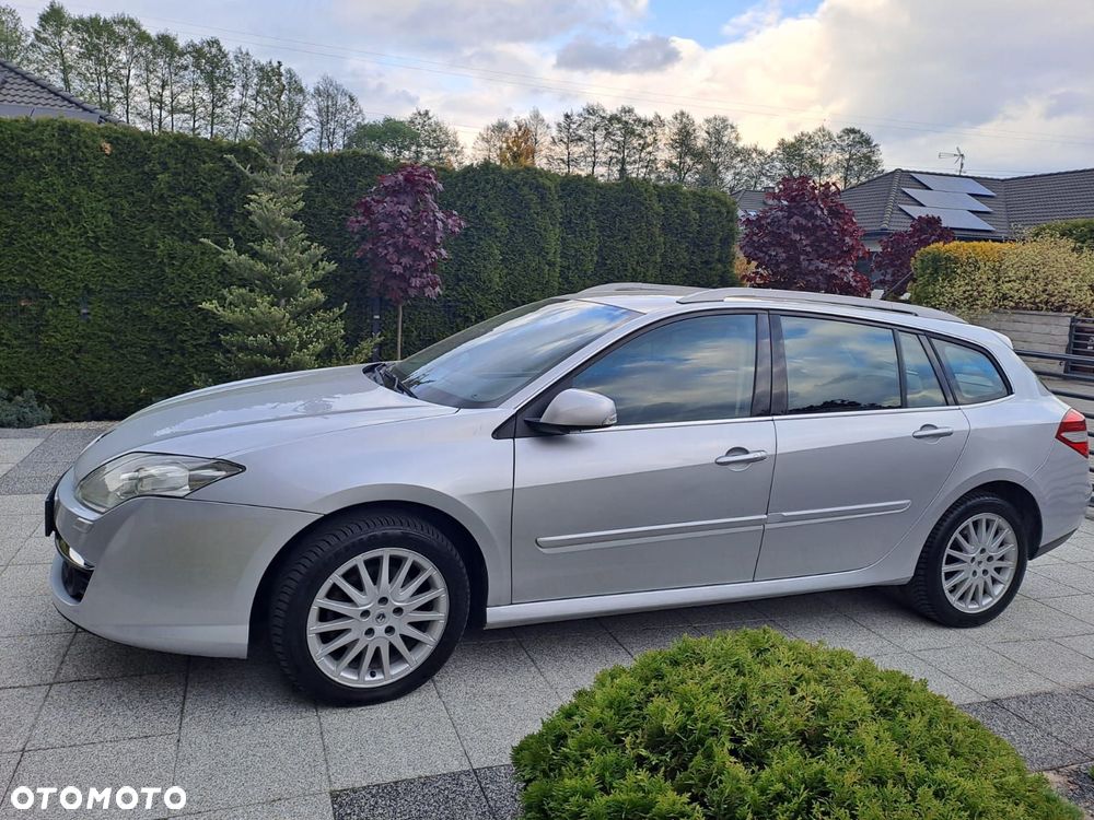 Renault Laguna - 1