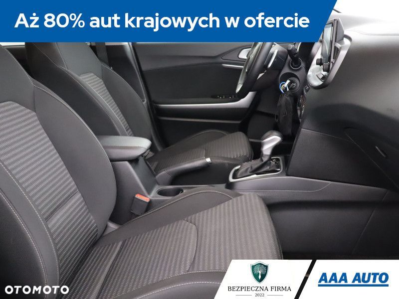 Kia Ceed - 11