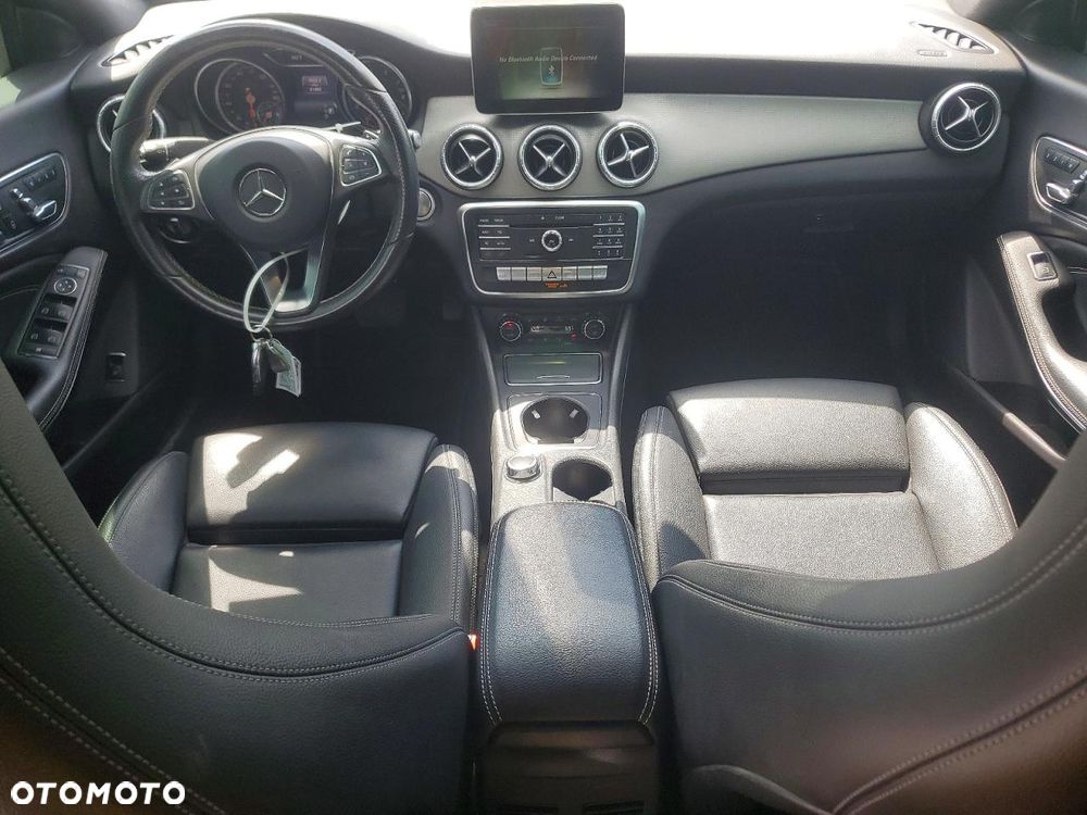 Mercedes-Benz CLA 250 4Matic 7G-DCT - 8