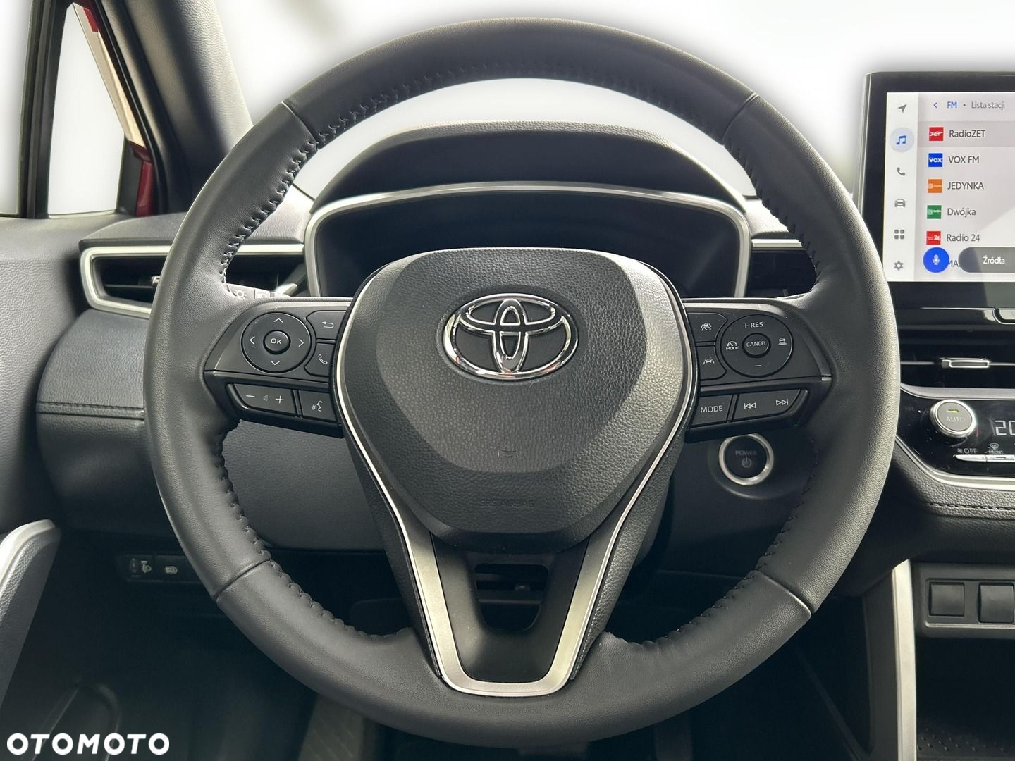 Toyota Corolla Cross 2.0 Hybrid Comfort - 13