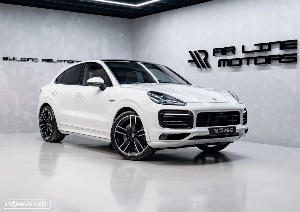 Porsche Cayenne Coupé E-Hybrid - 3
