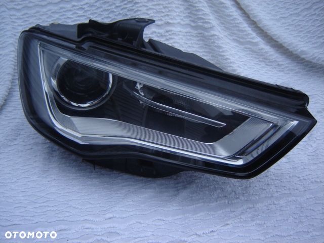 AUDI A3 LAMPA XENON LED PRAWA ORYGINAŁ IDEALNA - 1