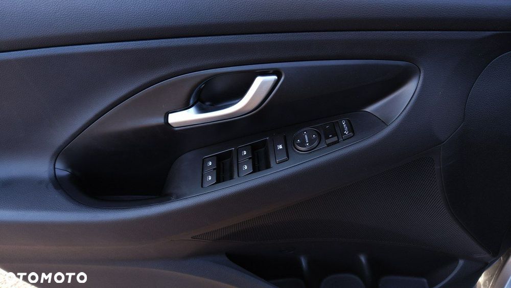 Hyundai i30 - 10