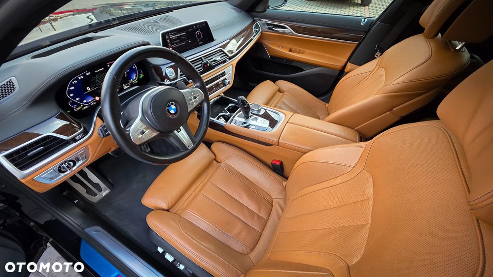 BMW Seria 7 - 15