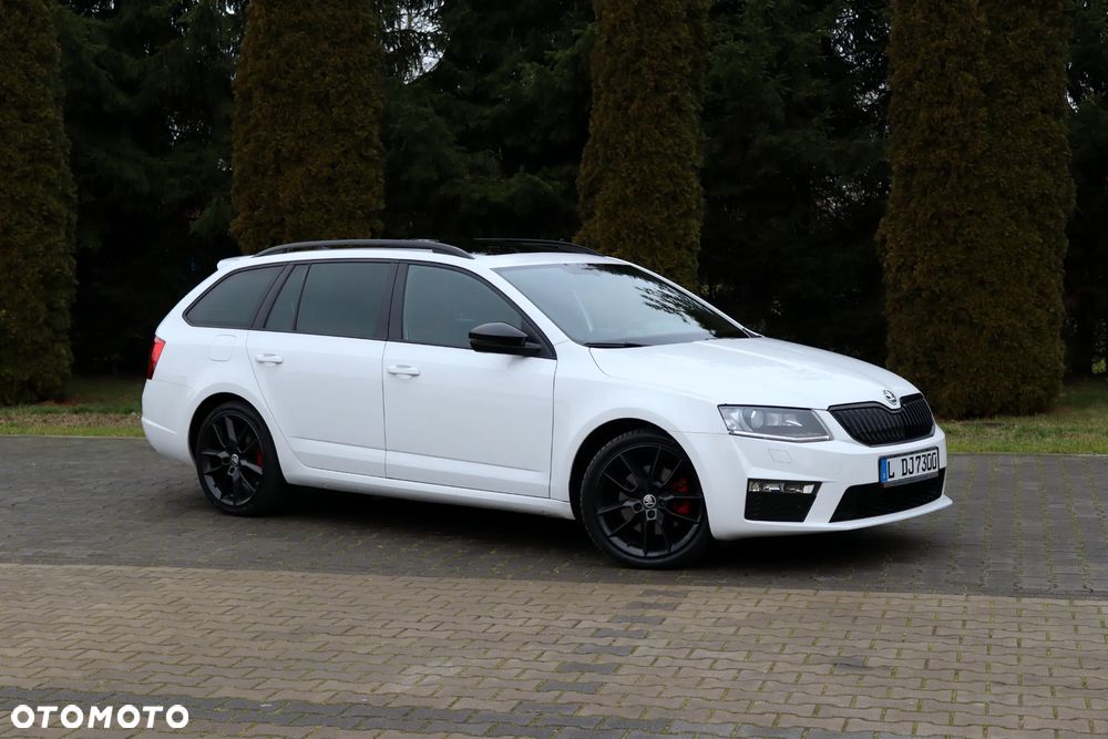 Skoda Octavia 2.0 TDI 4x4 DSG RS - 3