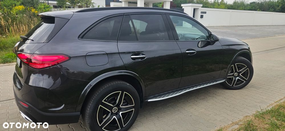 Mercedes-Benz GLC 300 e 4Matic 9G-TRONIC Edition AMG Line - 8