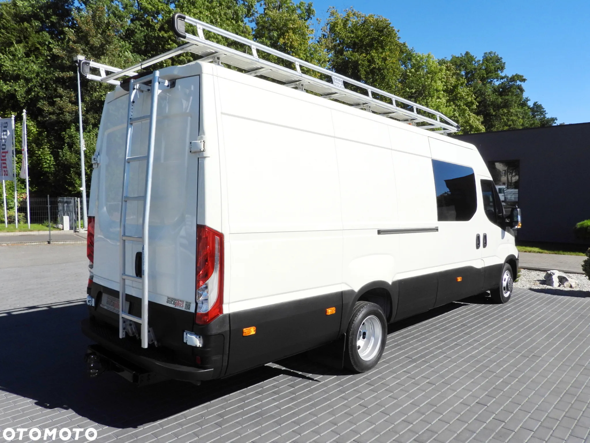 Iveco DAILY 35C17 FURGON BRYGADÓWKA 6 MIEJSC TEMPOMAT BLIŹNIACZE KOŁA KLIMATYZACJA 170KM [ 009678 ] - 15