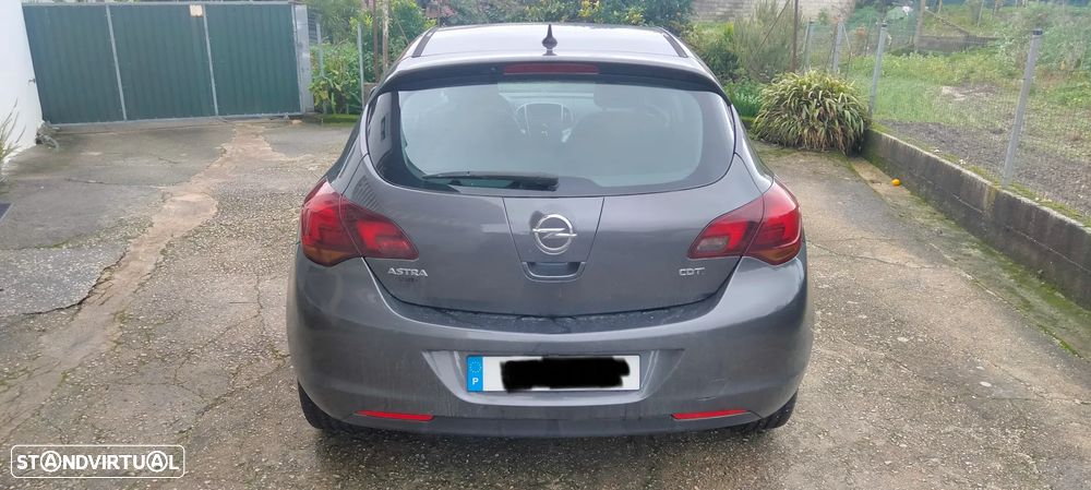 Opel Astra 1.7 CDTI DPF Cosmo - 2