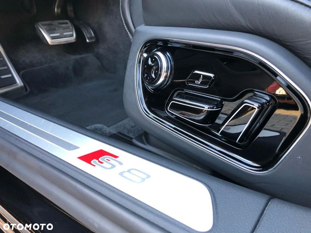 Audi S8 4.0 TFSI Quattro - 15
