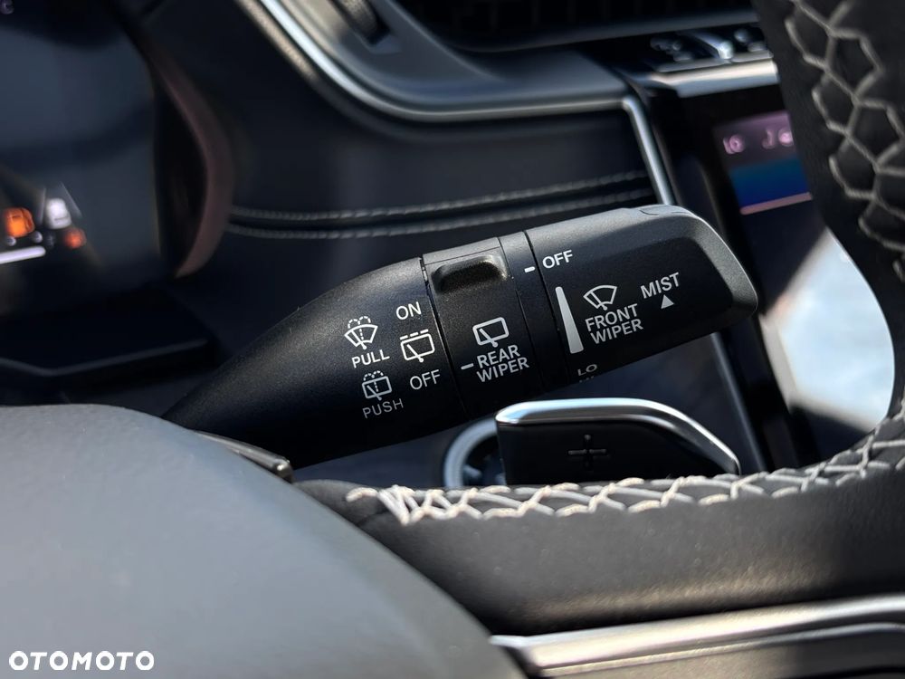 Jeep Grand Cherokee - 27