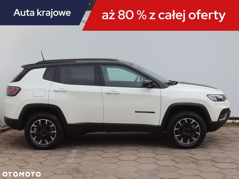 Jeep Compass - 8