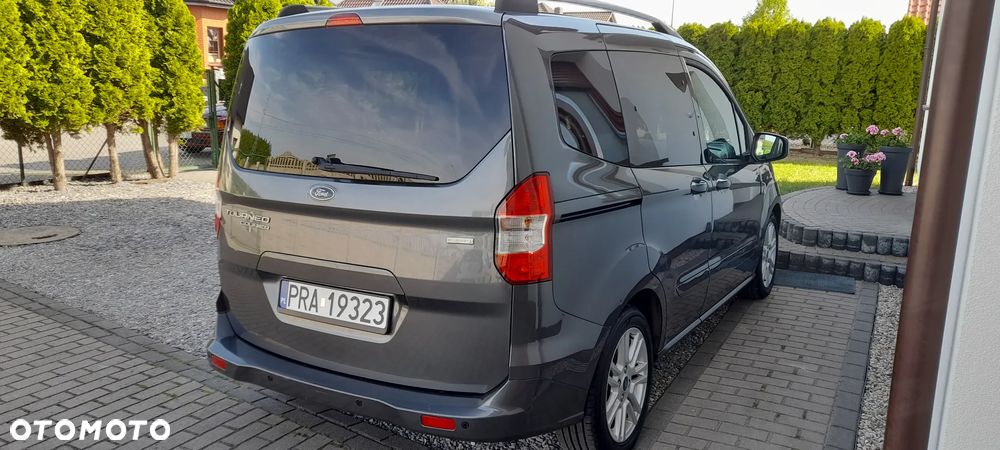 Ford Tourneo Courier 1.0 EcoBoost S&S Ambiente - 10
