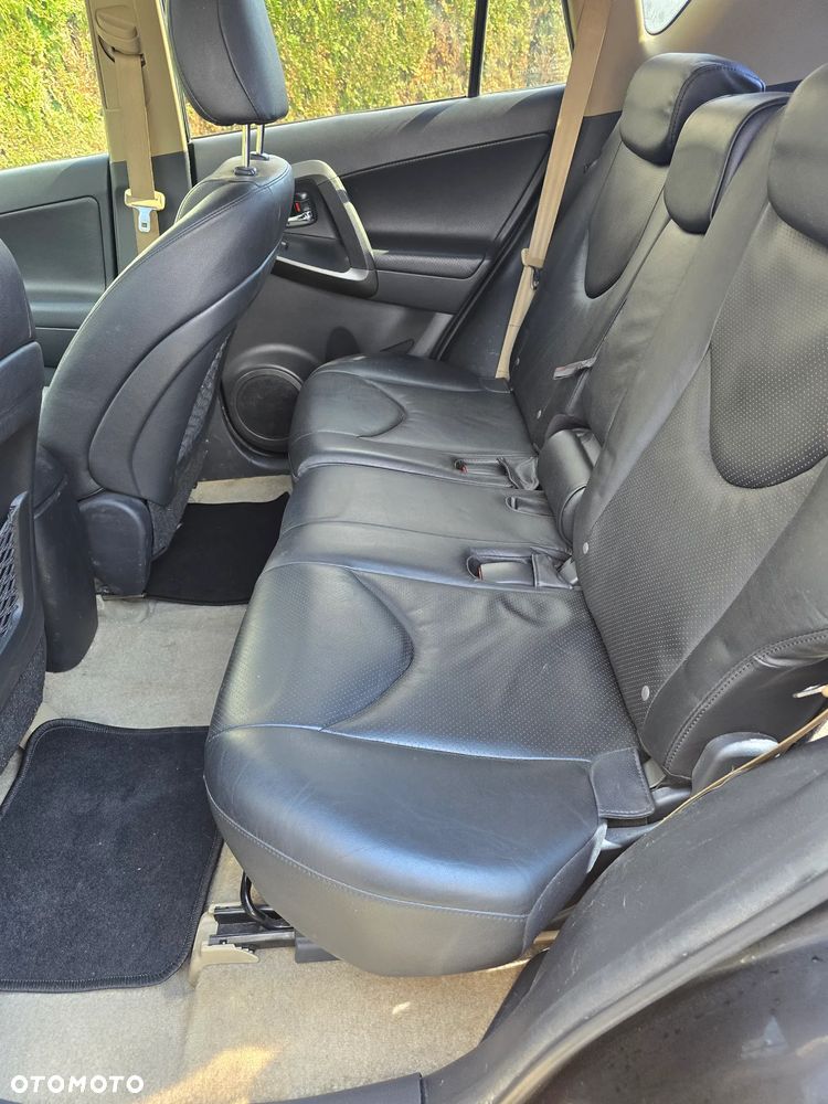 Toyota RAV4 2.2 D-4D 4x4 Automatik Travel - 14