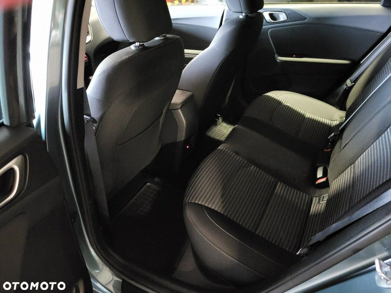 Kia Ceed 1.5 T-GDI M - 15