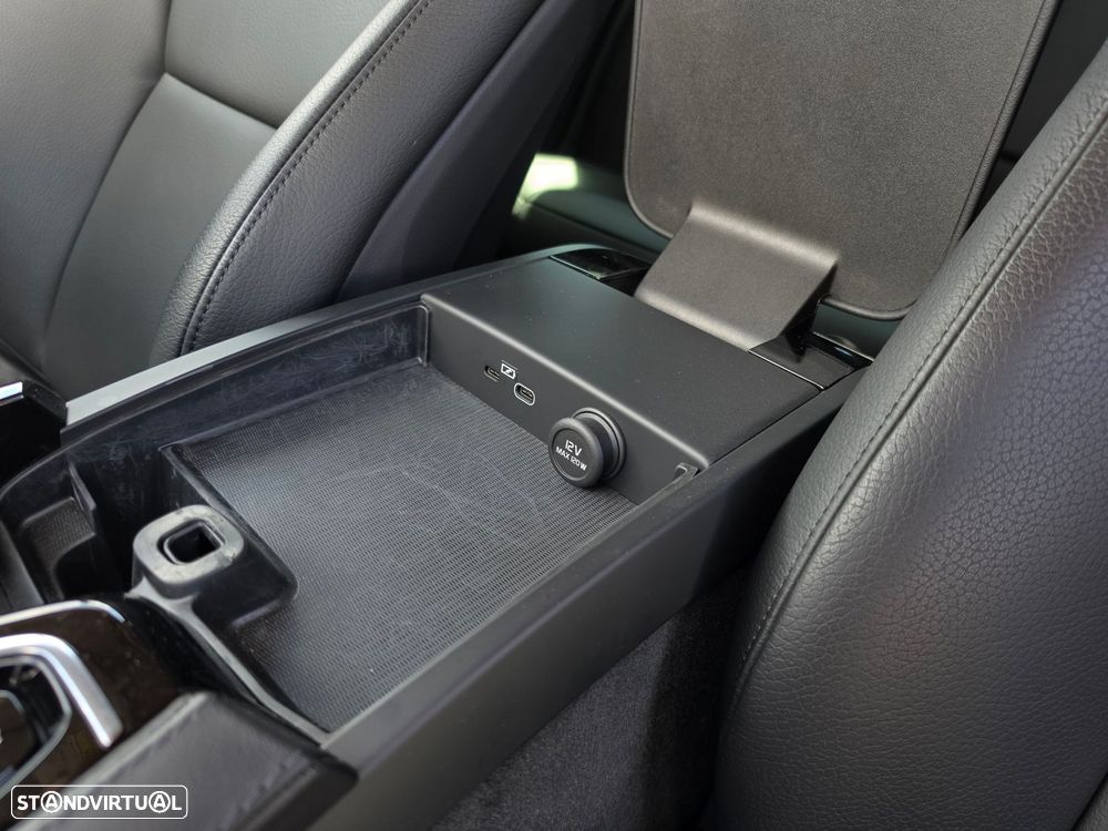 Volvo S60 2.0 T8 PHEV Plus Bright AWD - 30